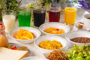 Hotel Crystal Palace - Room Features and Amenities