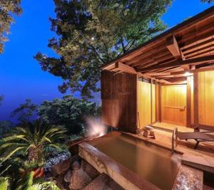 HOTEL FUTARI KOMOREBI - Accessibility and Amenities