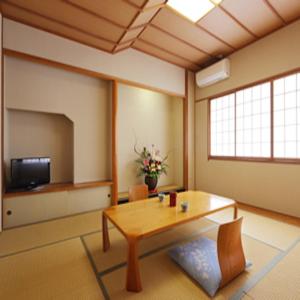 Hotel Grand Plaza Urashima - Overview and Location