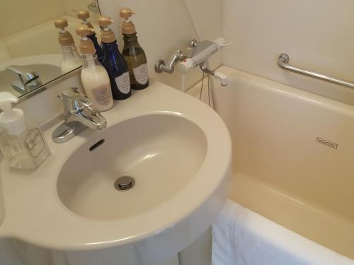 Hotel Hokke Club Shonan Fujisawa - Room Types and Amenities