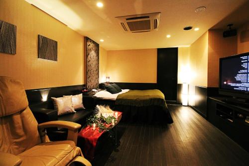 HOTEL O2 -Adult Only- - Amenities and Room Features