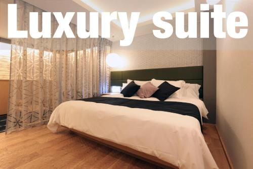 Hotel of Time - Hotel Amenities and Facilities