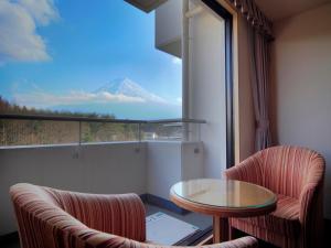 Hotel Regina Kawaguchiko - Dining and Culinary Offerings