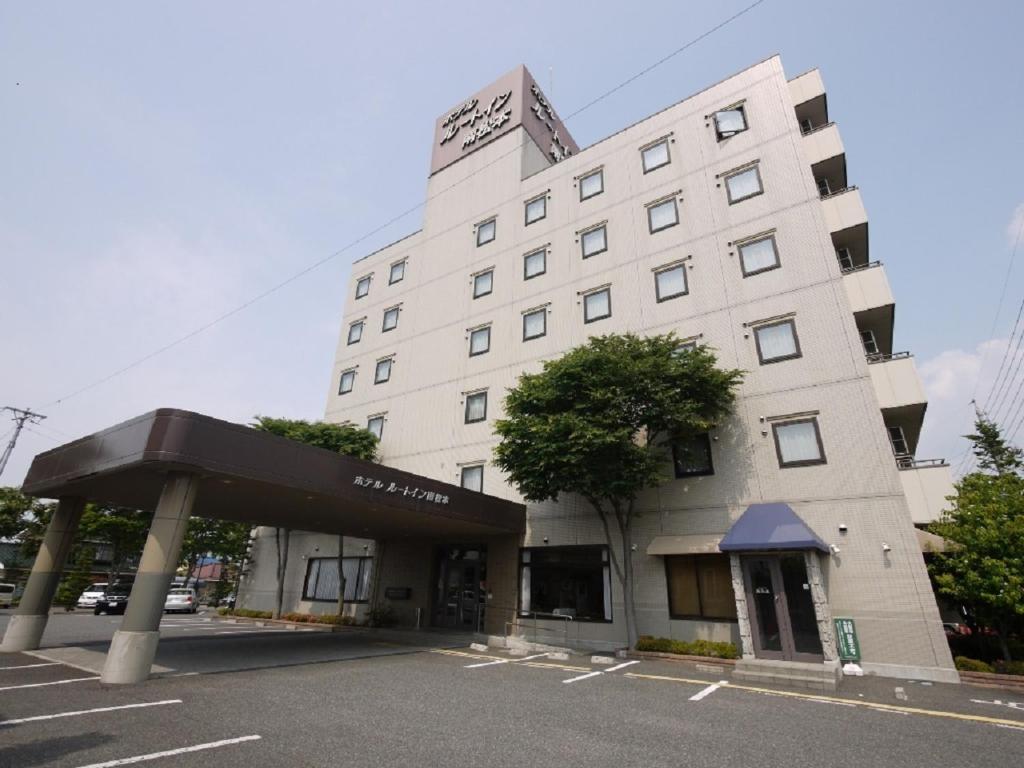 Hotel Route-Inn Court Minami Matsumoto - Convenient Location