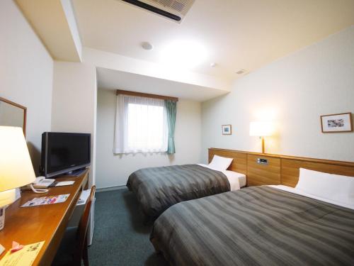 Hotel Route-Inn Kani - Location and Attractions