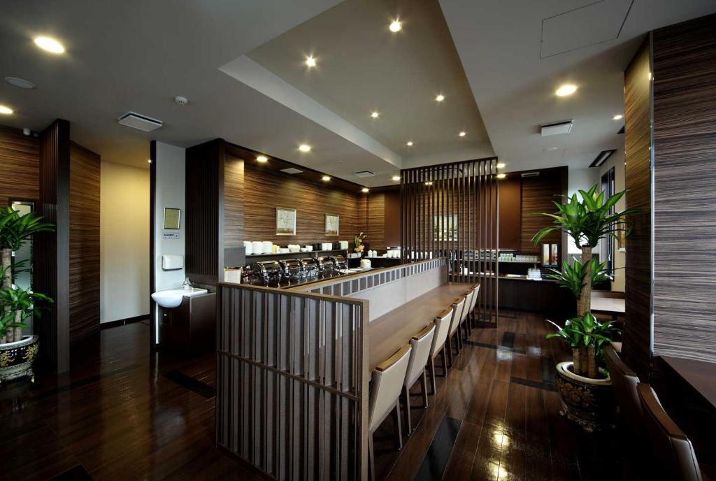 Hotel Route-Inn Niigata Nishi Inter Review