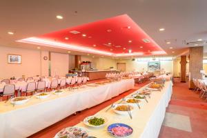 Hotel Tagawa - Amenities and Services