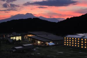 Hotel Tangram - Hotel Overview and Location