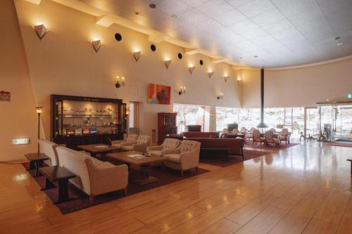 Izumigo Kiyosato Kogen Hotel - Dining and Activities