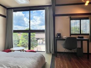 Jinya Sunset Inn by Murasaki - Convenient Location and Nearby Attractions