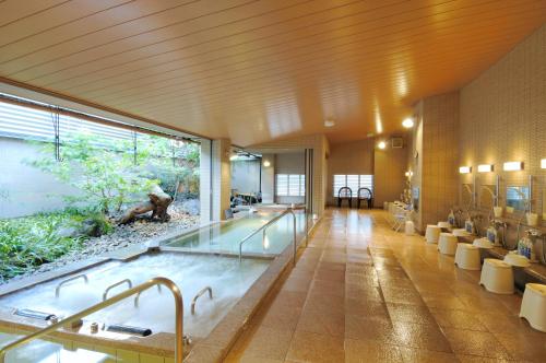 Kanazawa Manten Hotel Ekimae - Hotel Overview