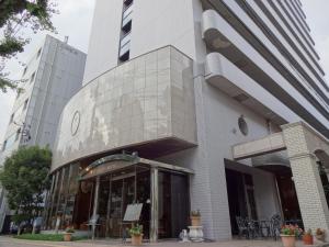 Kobe Luminous Hotel - Location and Accessibility