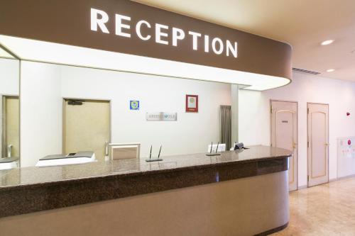 Kuwana Green Hotel - Amenities and Services