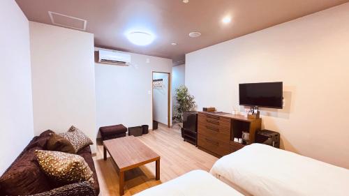 Matsuyama Stay - Accommodation Options