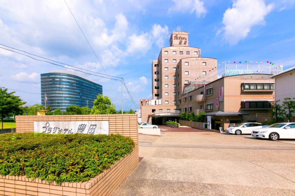 Plaza Hotel Toyota Review