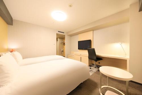 Richmond Hotel Narita - Amenities and Services