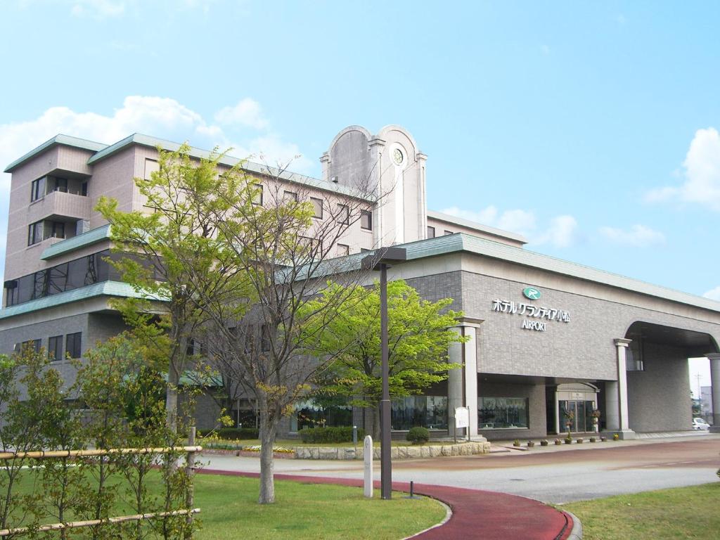 Route Inn Grantia Komatsu Airport Review