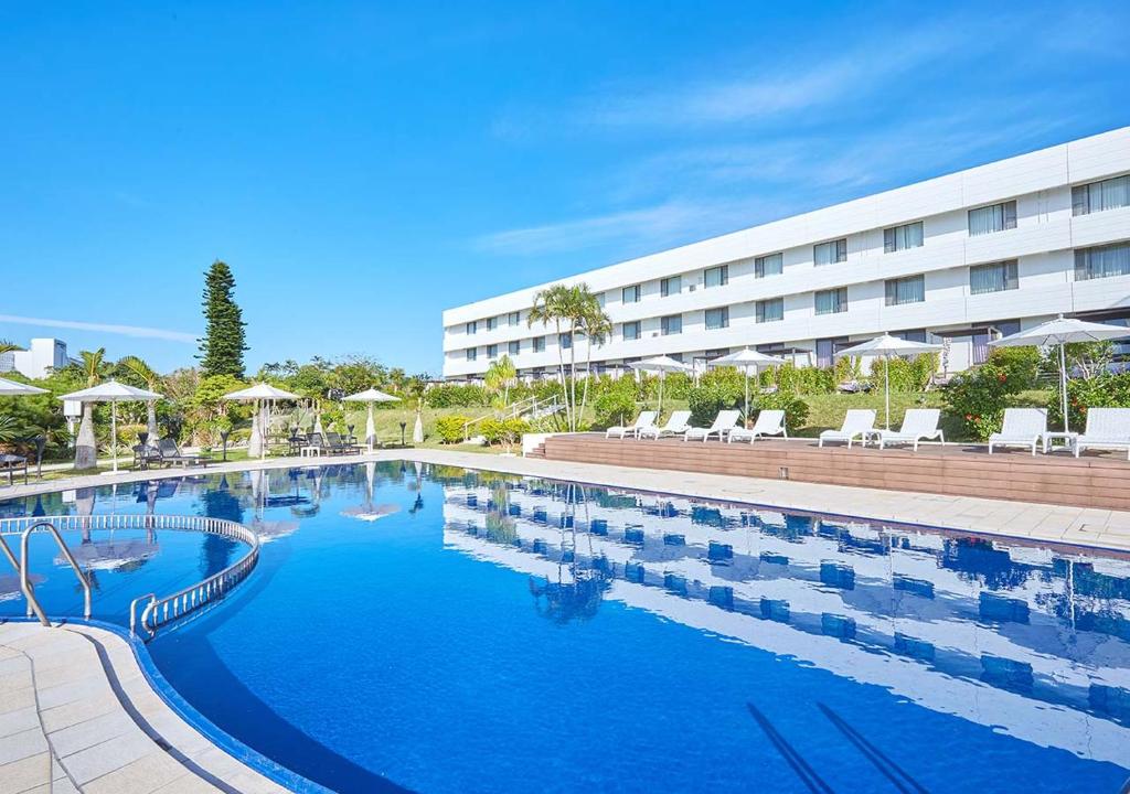 Royal View Hotel Churaumi Review