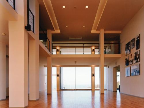 Shonan Relief - Amenities Provided