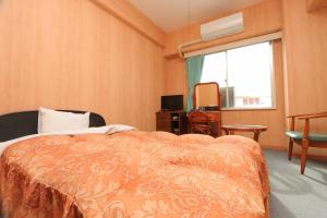 Sun Flower City Hotel - Amenities and Services