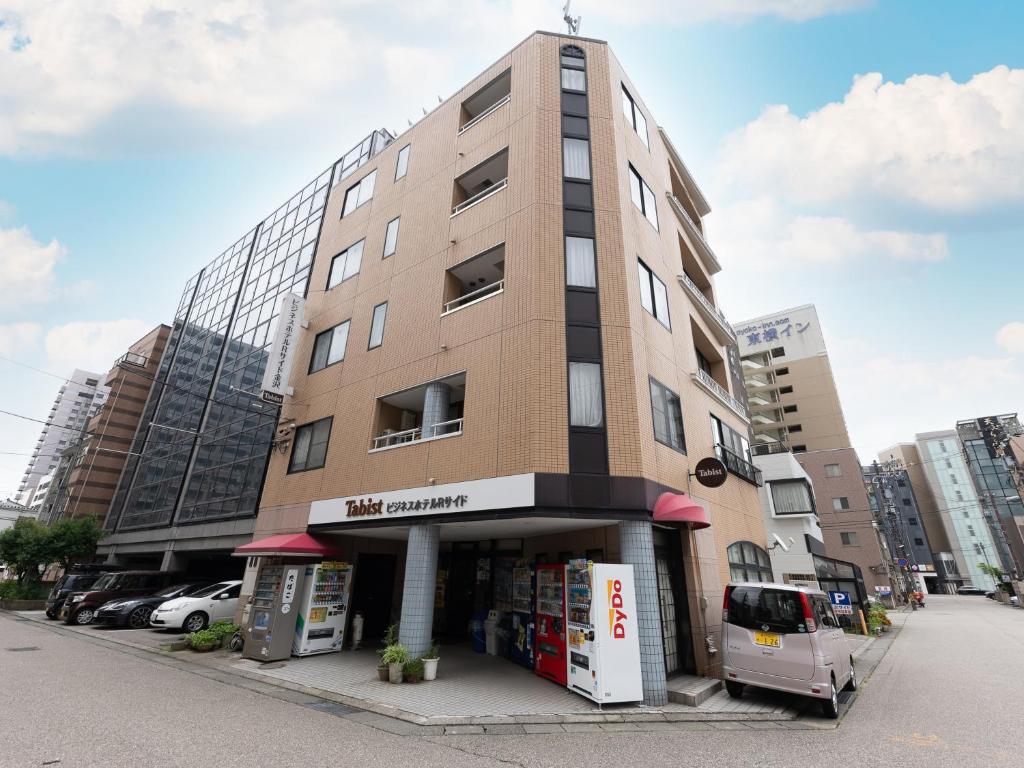 Tabist Business Hotel R Side Kanazawa - Room Types and Amenities