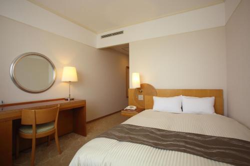 The Celecton Premier Kobe Sanda Hotel - Location and Accessibility