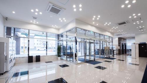 Toyoko Inn Nagoya Meieki Minami - Guest Reviews Highlights