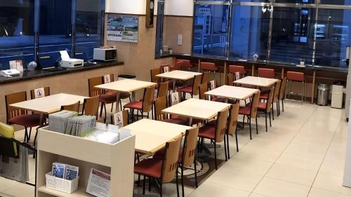 Toyoko Inn Nagoya Owari Ichinomiya Ekimae - Amenities and Services