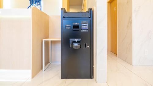 Toyoko Inn Yokohama Station West Exit - Amenities and Services