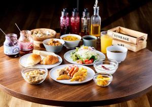 Travelodge Nagoya Sakae - Convenient Amenities and Services