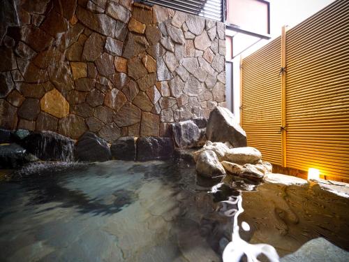 APA Hotel Komatsu - Convenient Location and Accessibility