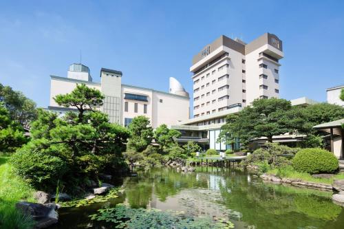 Art Hotel Kokura New Tagawa - Amenities and Services