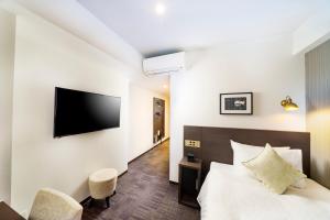 Best Western Hotel Fino Shin-Yokohama - Comfortable Accommodations and Amenities