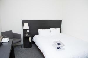 Best Western Yokohama - Dining and Facilities