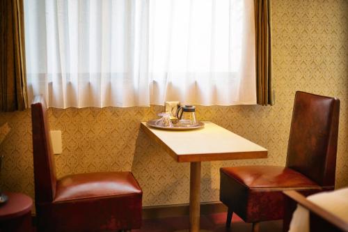 COFFEE HOTEL Soundwave - Onsite Facilities and Amenities