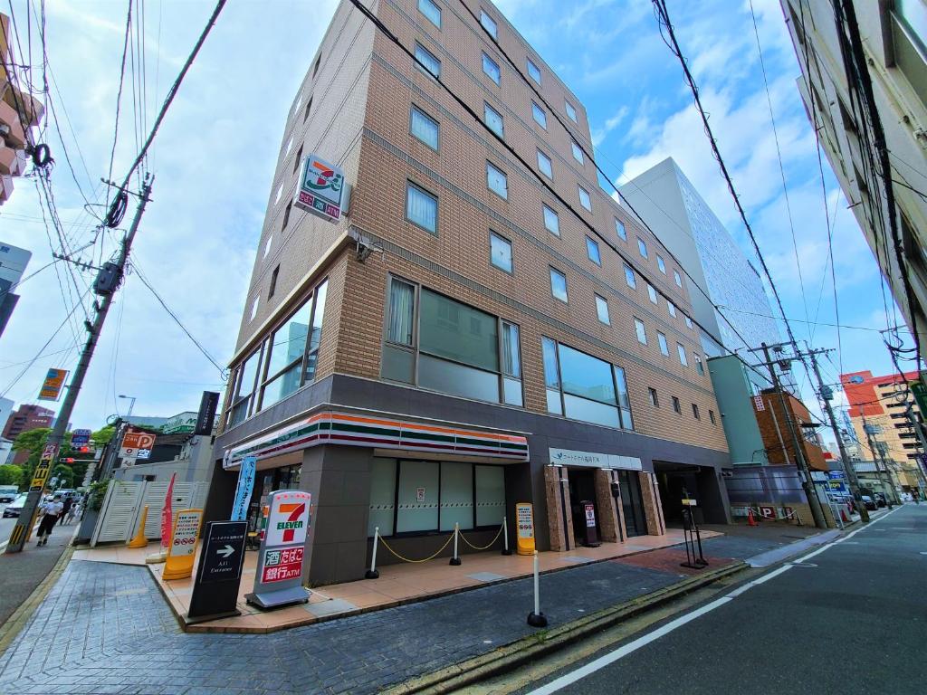 Court Hotel Fukuoka Tenjin - Good To Know