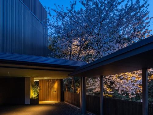 Fufu Atami - Guest Feedback and Ratings