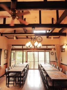 Gableview Forest Inn - Grooblepirestain - Accommodation and Amenities