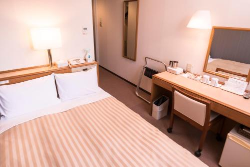 Hashimoto Park Hotel - Guest Reviews