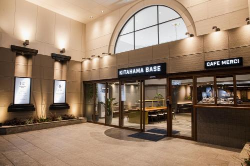 Hotel Arthur KITAHAMA BASE - Location and Accessibility