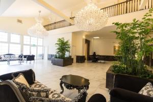 HOTEL FUTARI KOMOREBI - Nearby Attractions