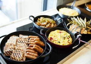 Hotel Intergate Hiroshima - Room Amenities and Features