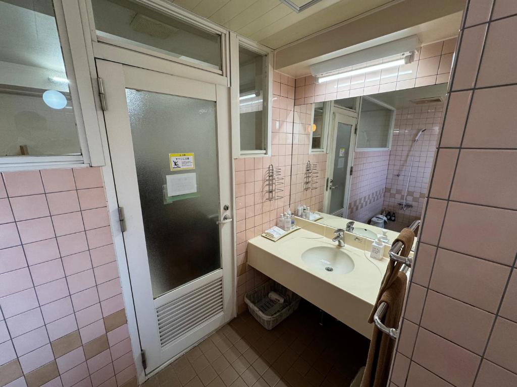 3 Best Places to Stay in Kasukabe