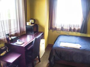 HOTEL LiVEMAX Fukuyama Ekimae - Transportation Options