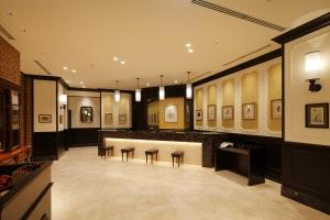 Hotel Monterey Himeji - Checking In and Out