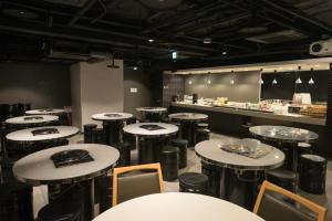 Hotel Mystays Nagoya Nishiki - Accommodations