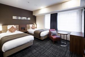HOTEL MYSTAYS Yokohama Kannai - Room Features and Accommodation