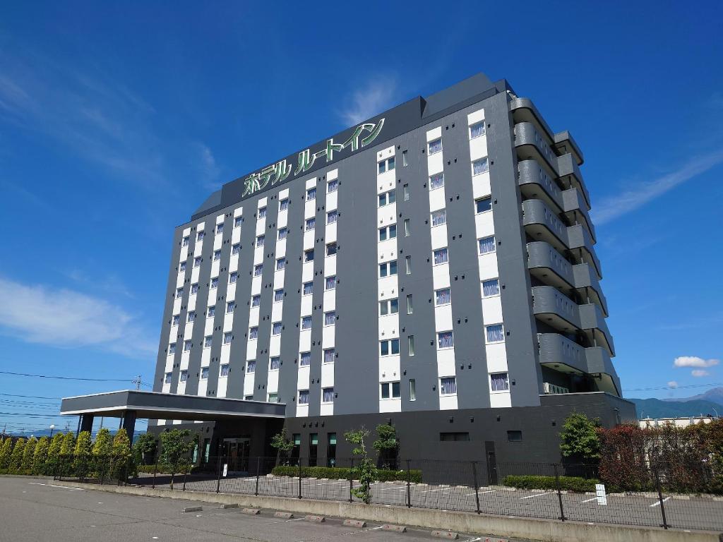 Hotel Route-Inn Komagane Inter - Hotel Overview and Location