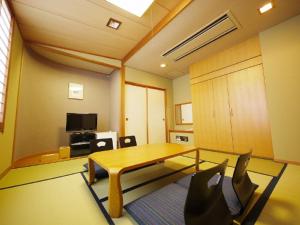 Hotel Route-Inn Seibu Chichibu Ekimae - Location and Accessibility