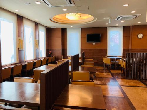Hotel Route-Inn Sendaiko Kita Inter - Dining Experiences